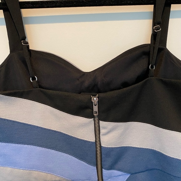 BCBGeneration Color Block Mini Dress, Size M- NWT - Picture 7 of 8